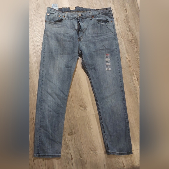 New levis jeans for men size 38×30 - Picture 2 of 10